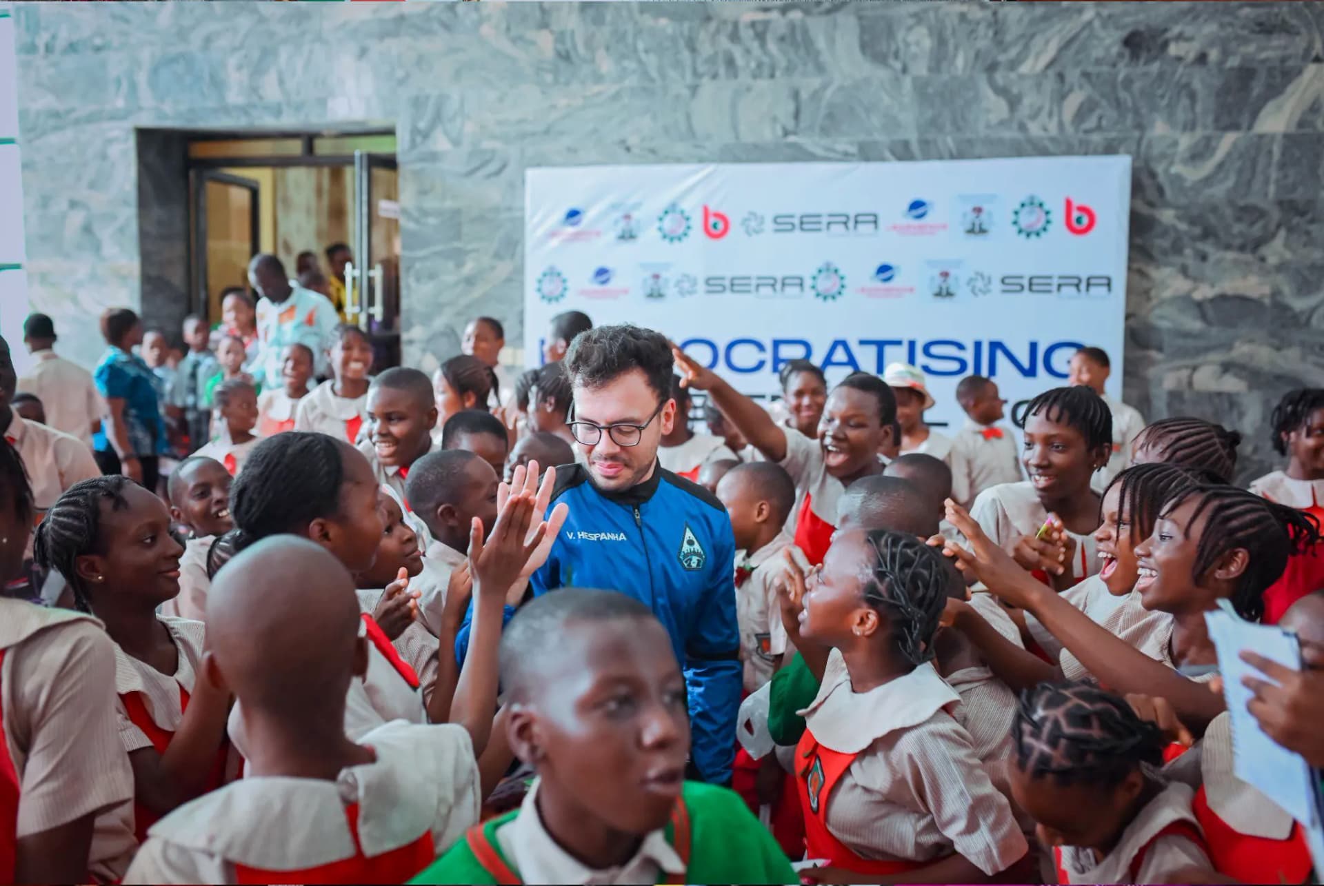 Victor meets Nigerian school children at NASRDA headquarters